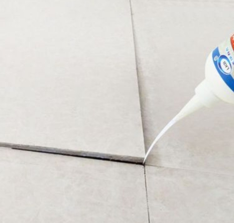 临猗瓷砖空鼓维修公司分享卫生间瓷砖脱落的原因可能有以下几点